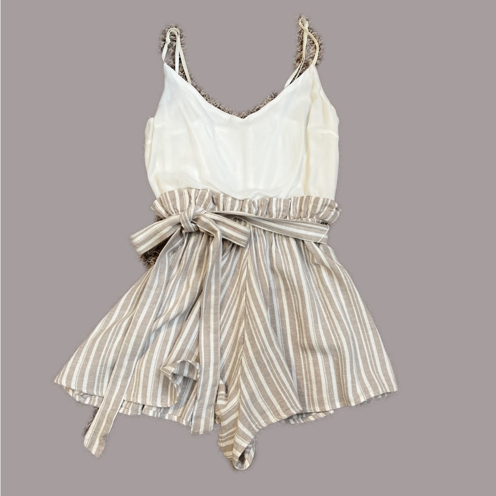 Super Cute Atar’d State Romper